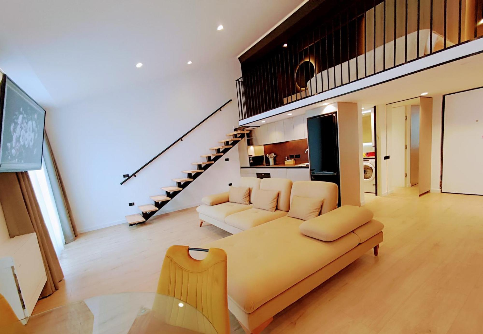 Apartment Sunset Retreat Stylish Loft By The Park Tirana