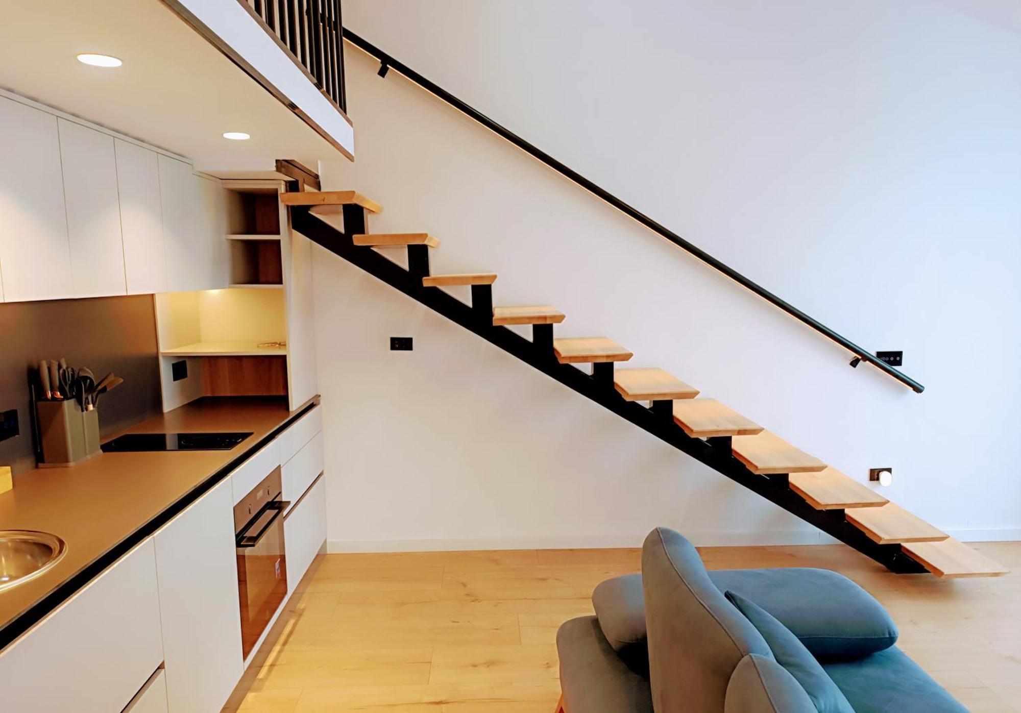 Apartment Sunset Retreat Stylish Loft By The Park *