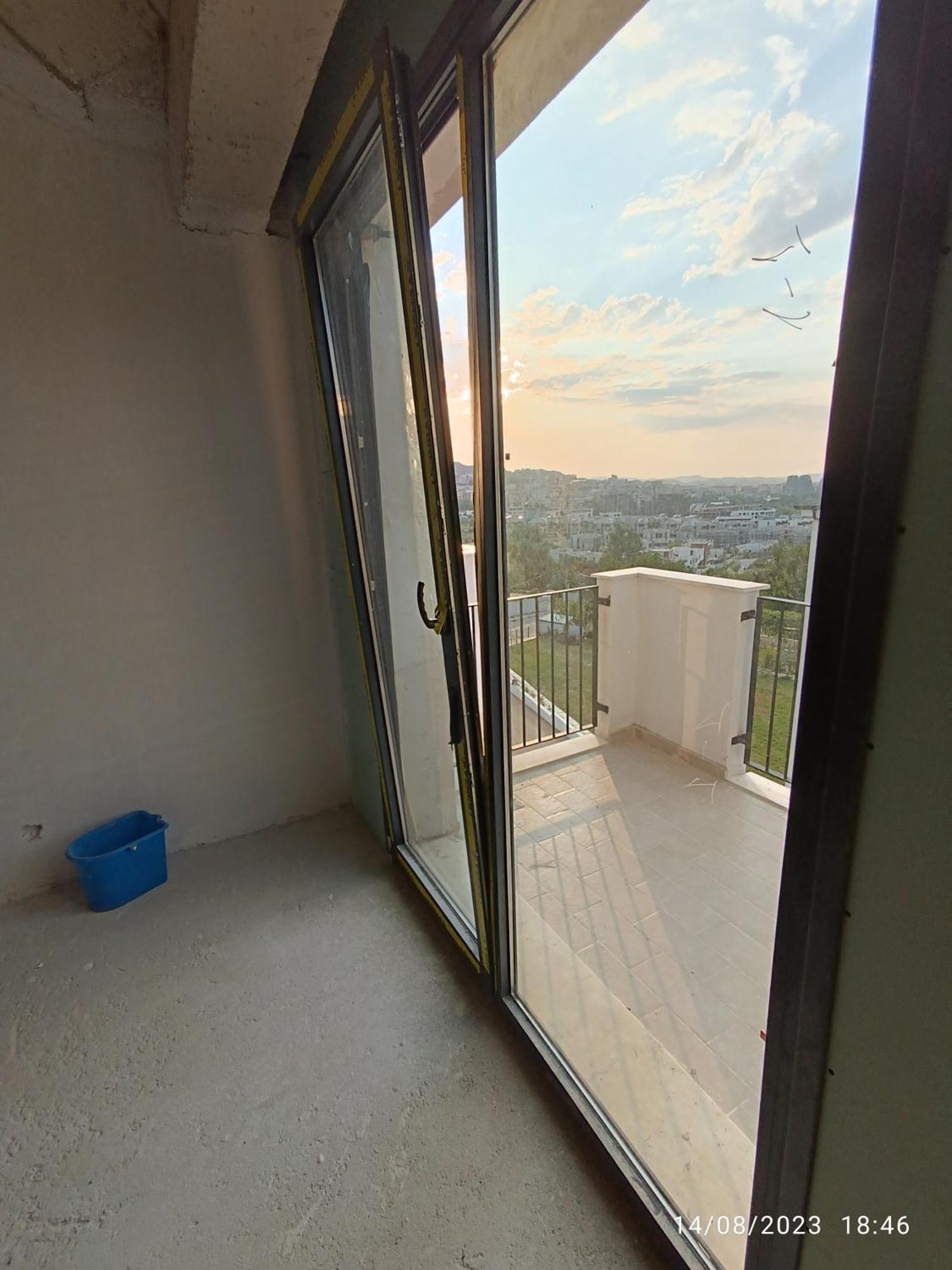 Sunset Retreat Stylish Loft By The Park Apartment
